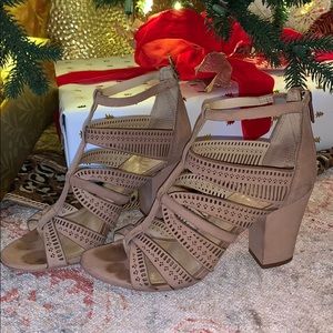 Vince Camuto Heels